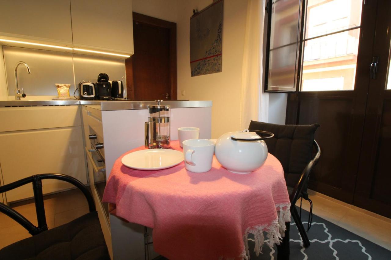 Del Parque Flats Alvarez Suite Málaga Esterno foto